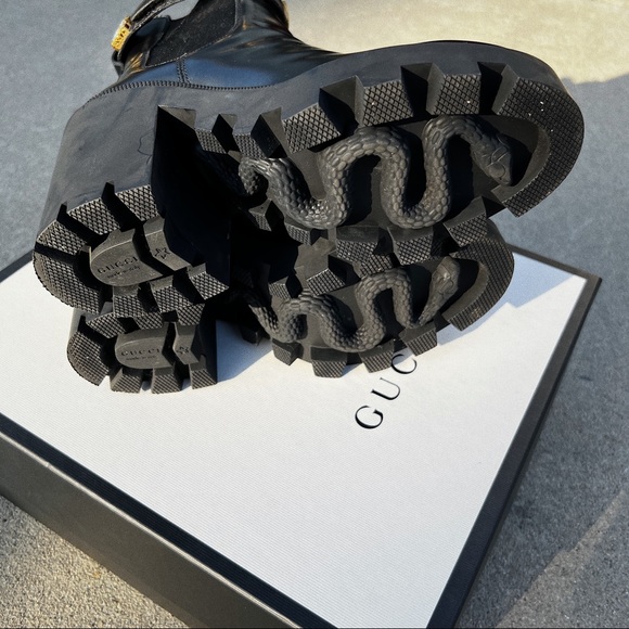 Gucci Leather Ankle Boots with Belt - Picture 4 of 9